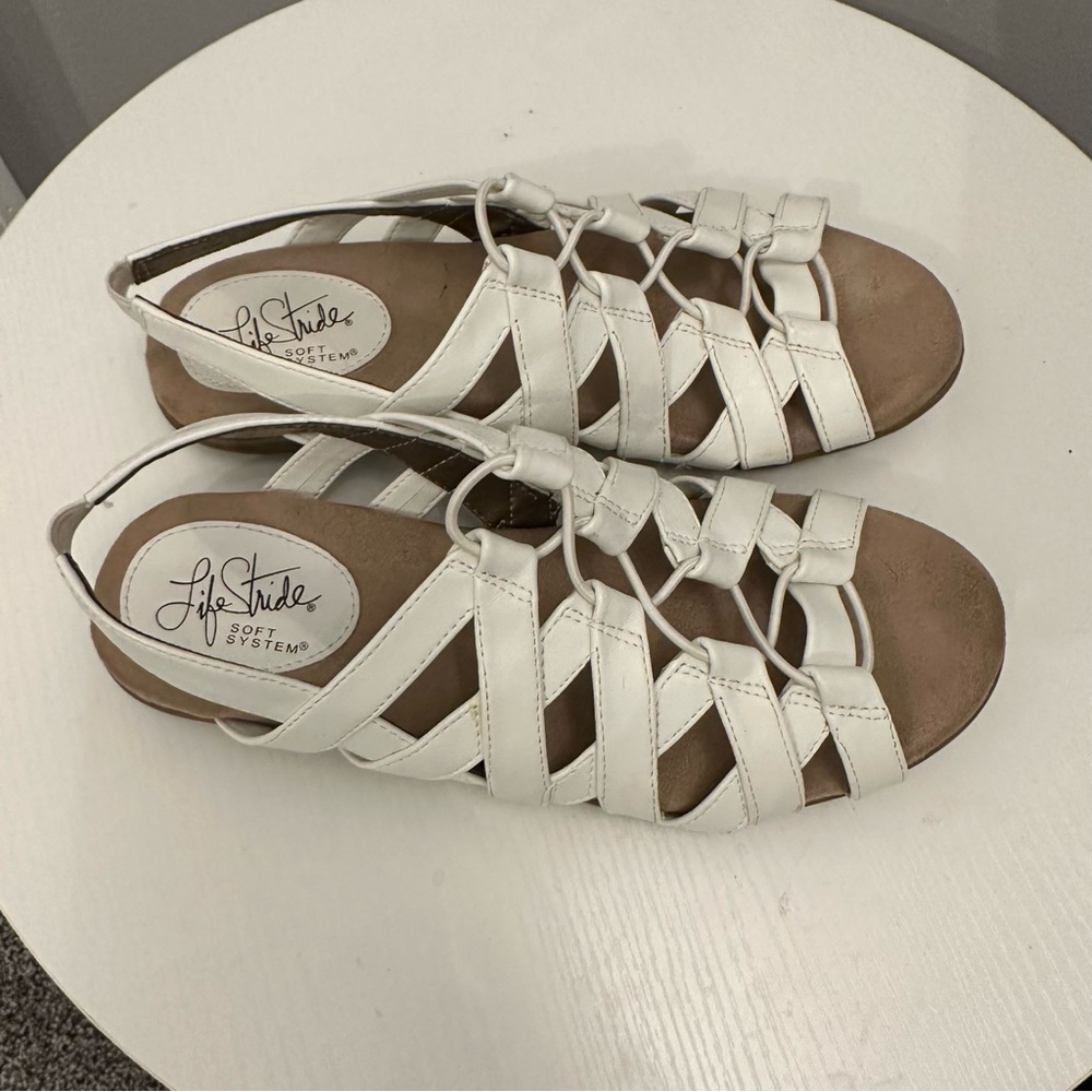 LifeStride Soft System Behave Sandals. Women’s 6.5. - Picture 6 of 7